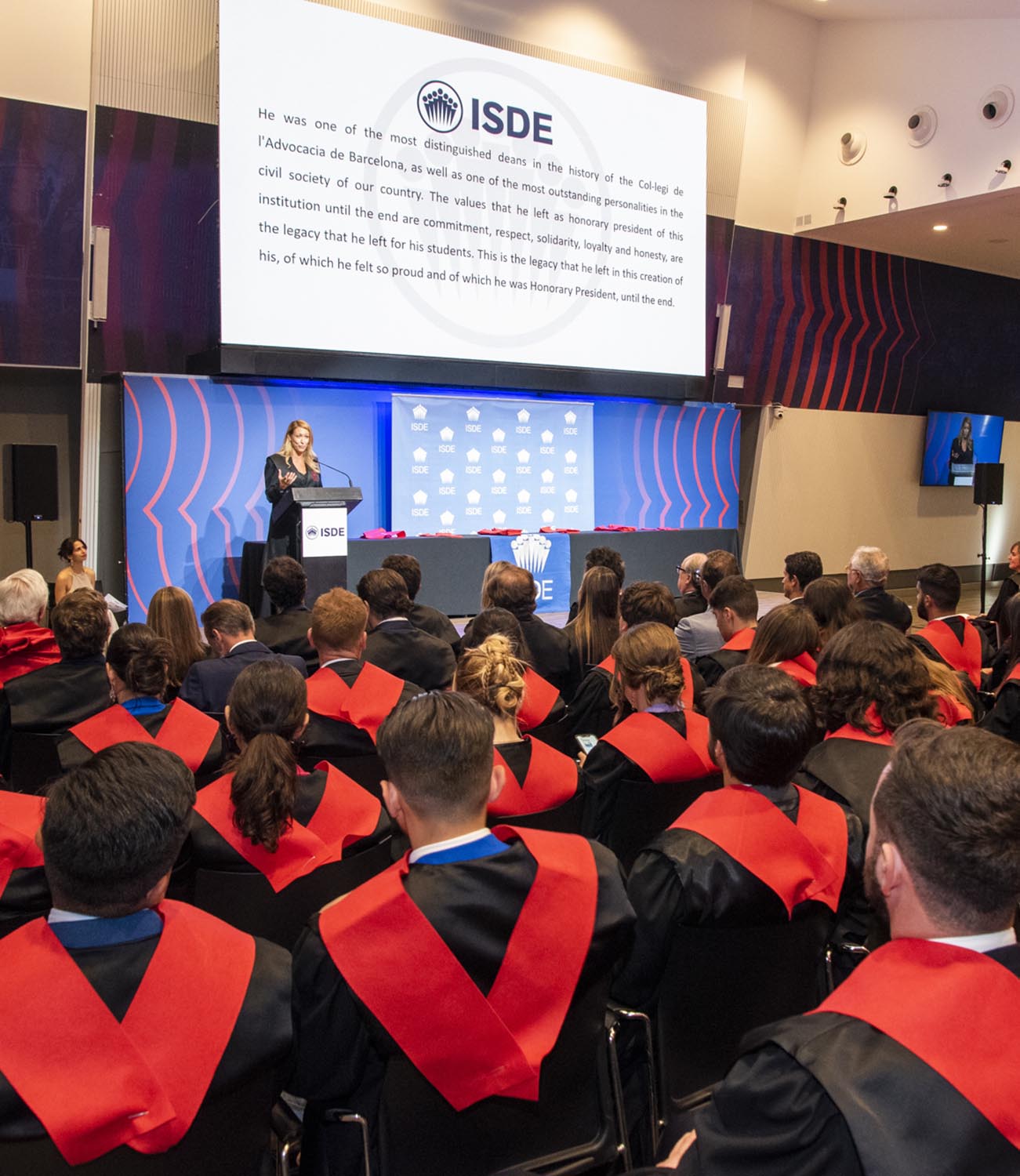 Graduación ISDE Grado 2025 Barcelona